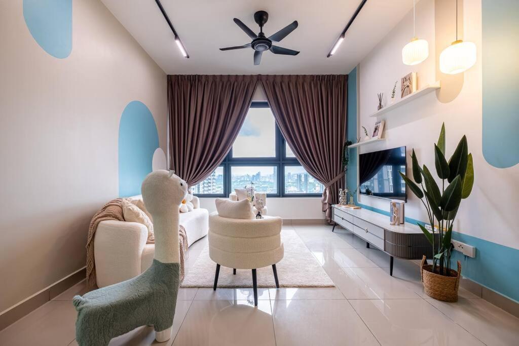 Bea Bea's Kidz Dreamland Mini Horse 4br 11pax Mrt Apartment *