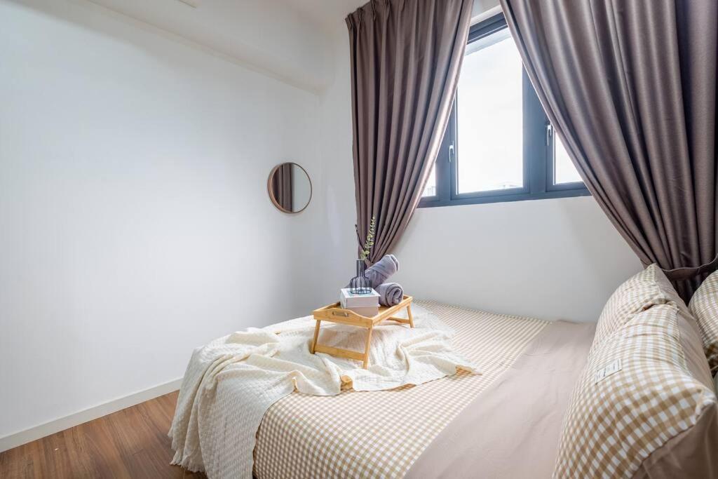 Bea Bea's Kidz Dreamland Mini Horse 4br 11pax Mrt Apartment