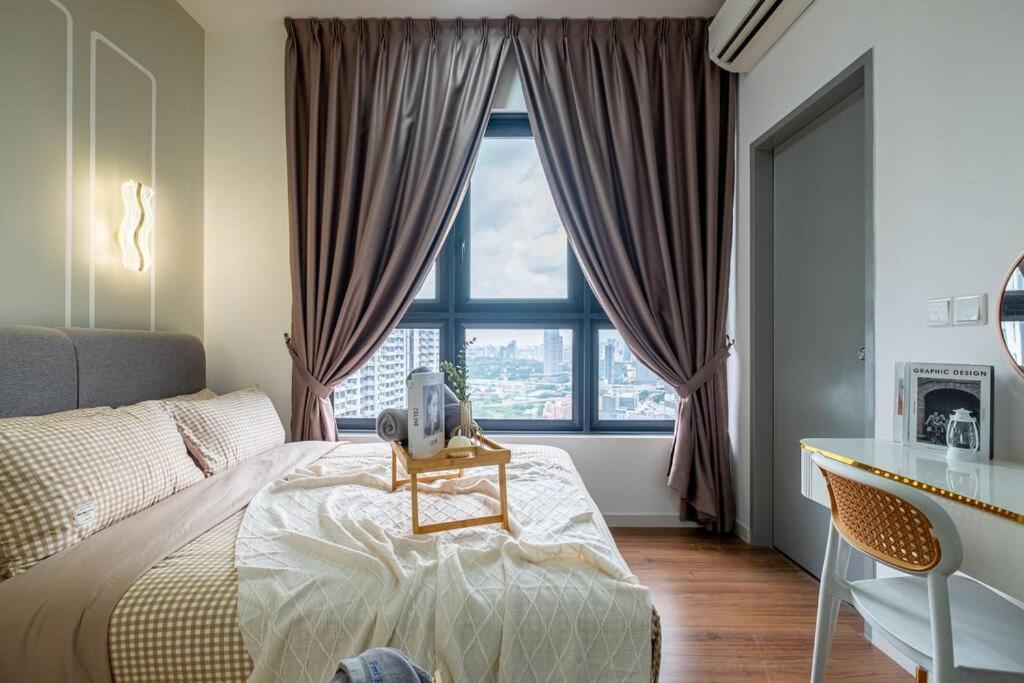Bea Bea's Kidz Dreamland Mini Horse 4br 11pax Mrt Apartment Kuala Lumpur